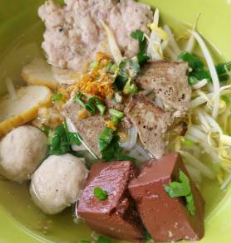 เตี๋ยวหมูน้ำใส